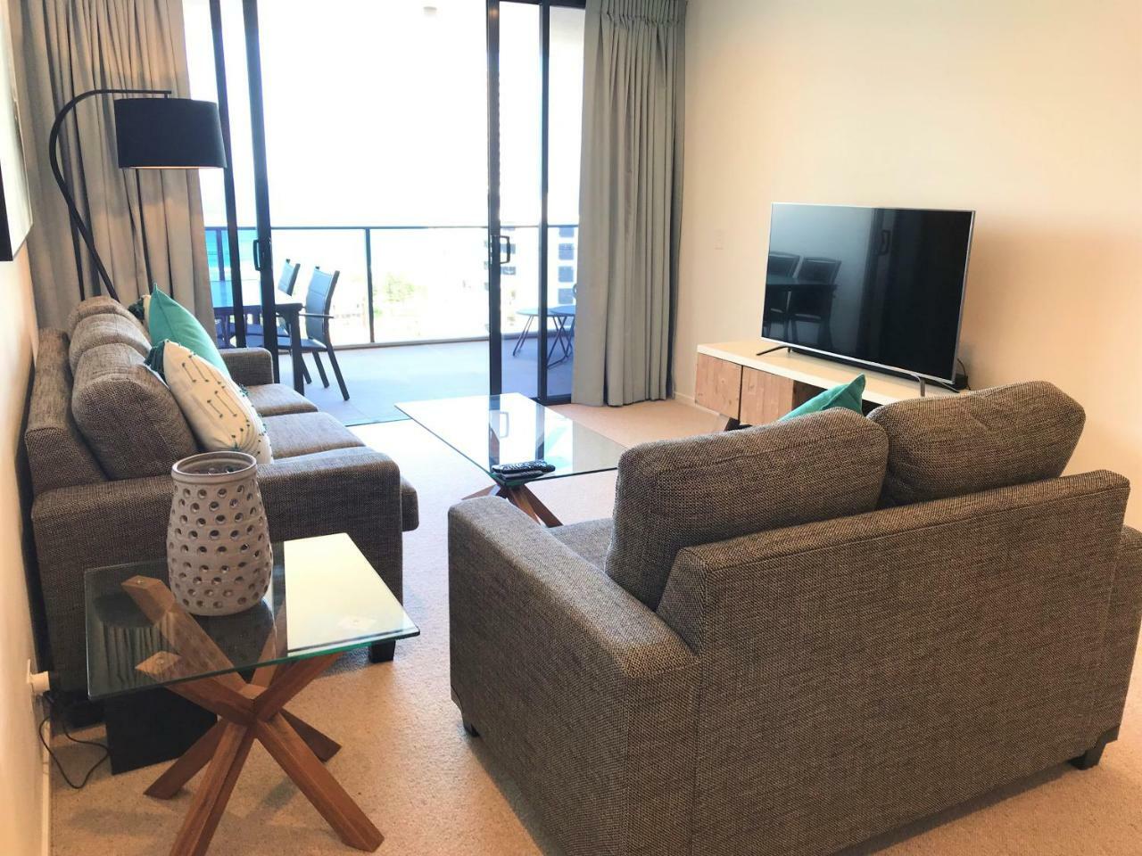 Qube Broadbeach Ocean View Apartments Gold Coast Eksteriør billede
