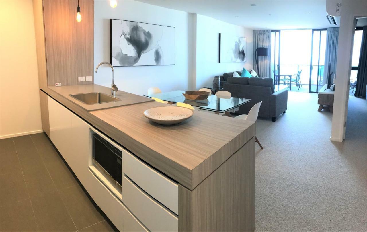 Qube Broadbeach Ocean View Apartments Gold Coast Eksteriør billede