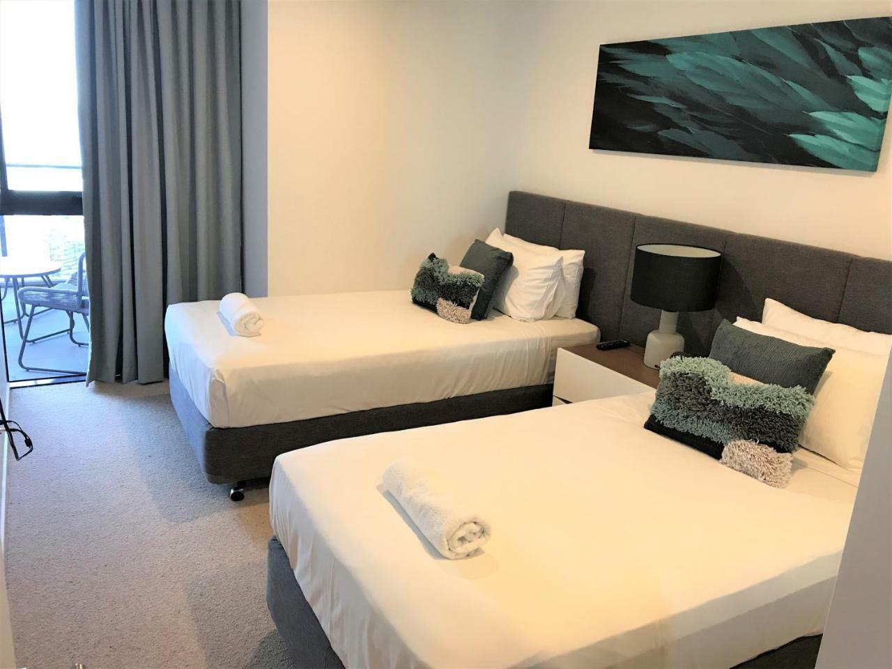 Qube Broadbeach Ocean View Apartments Gold Coast Eksteriør billede