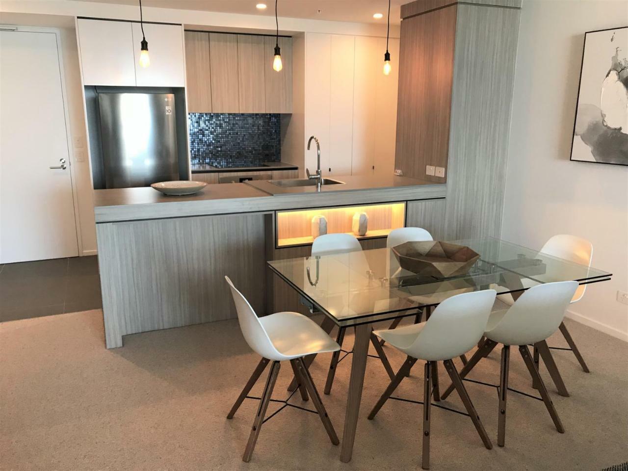Qube Broadbeach Ocean View Apartments Gold Coast Eksteriør billede