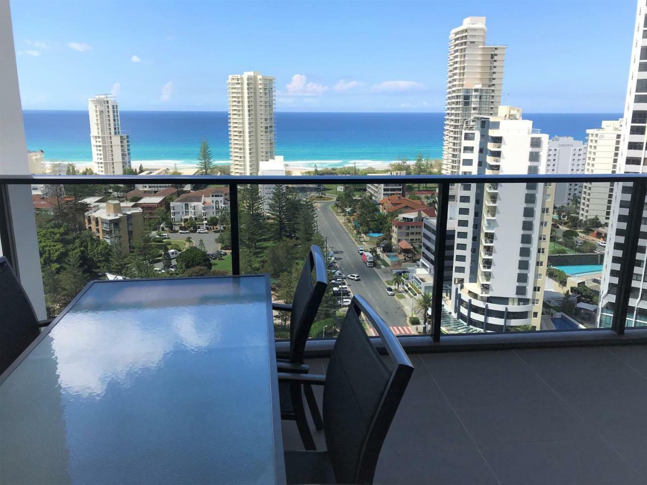 Qube Broadbeach Ocean View Apartments Gold Coast Eksteriør billede