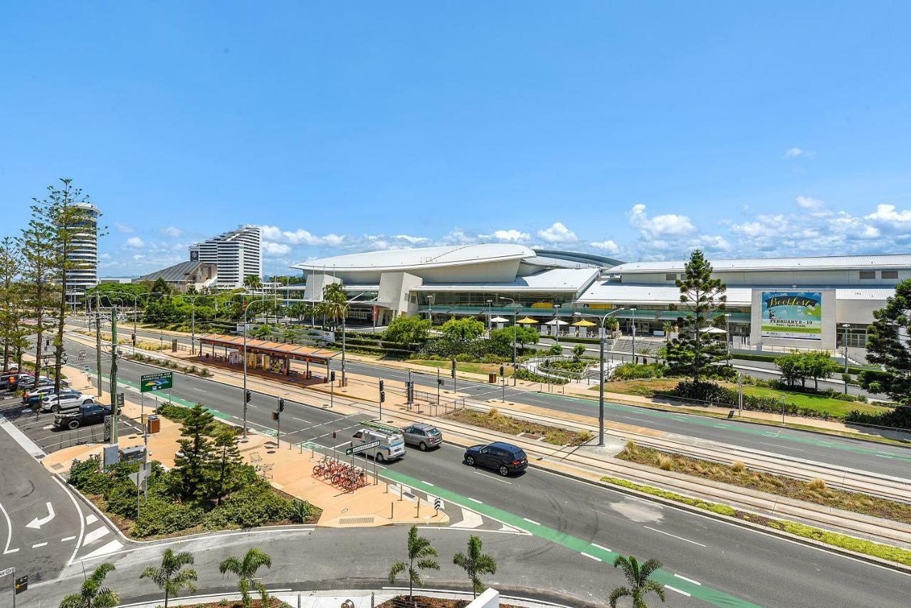 Qube Broadbeach Ocean View Apartments Gold Coast Eksteriør billede